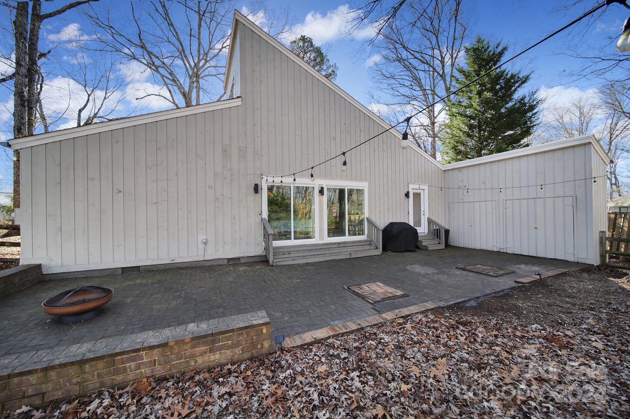 River Hills - Residential