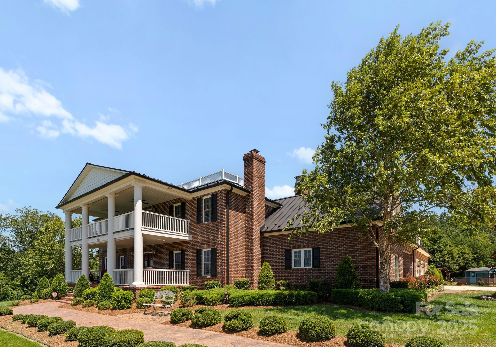 1987 & 1981 Magnolia Grove Road