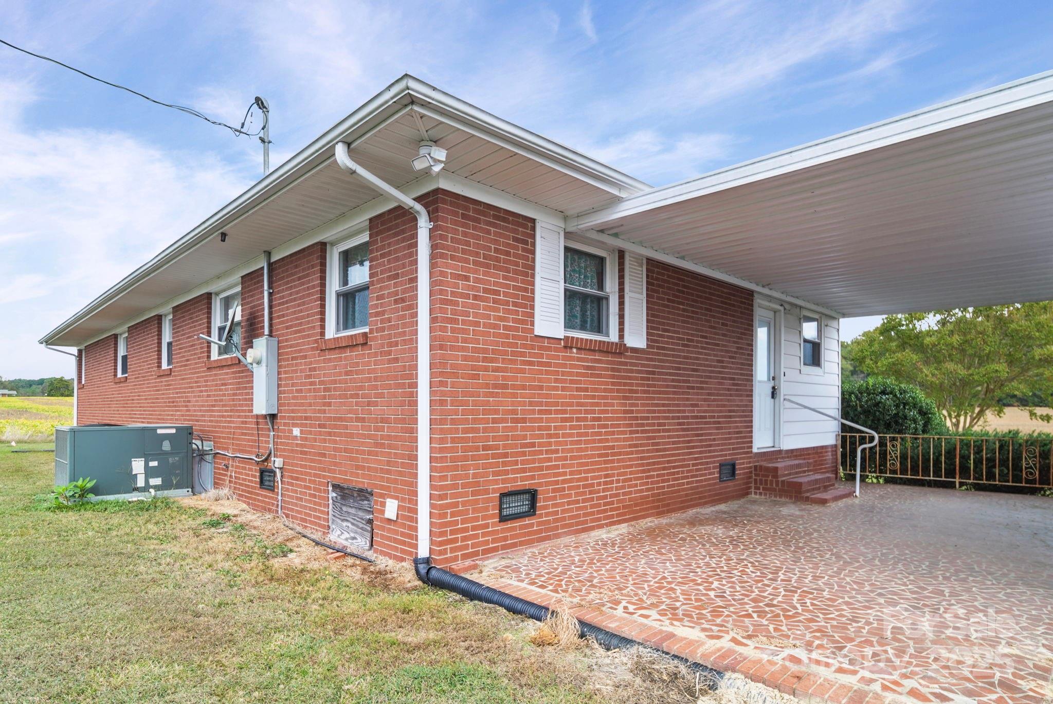 3710 Camden Road