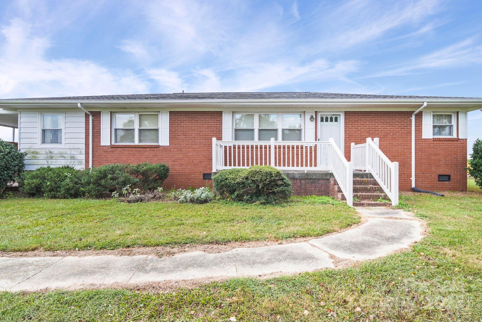 3710 Camden Road