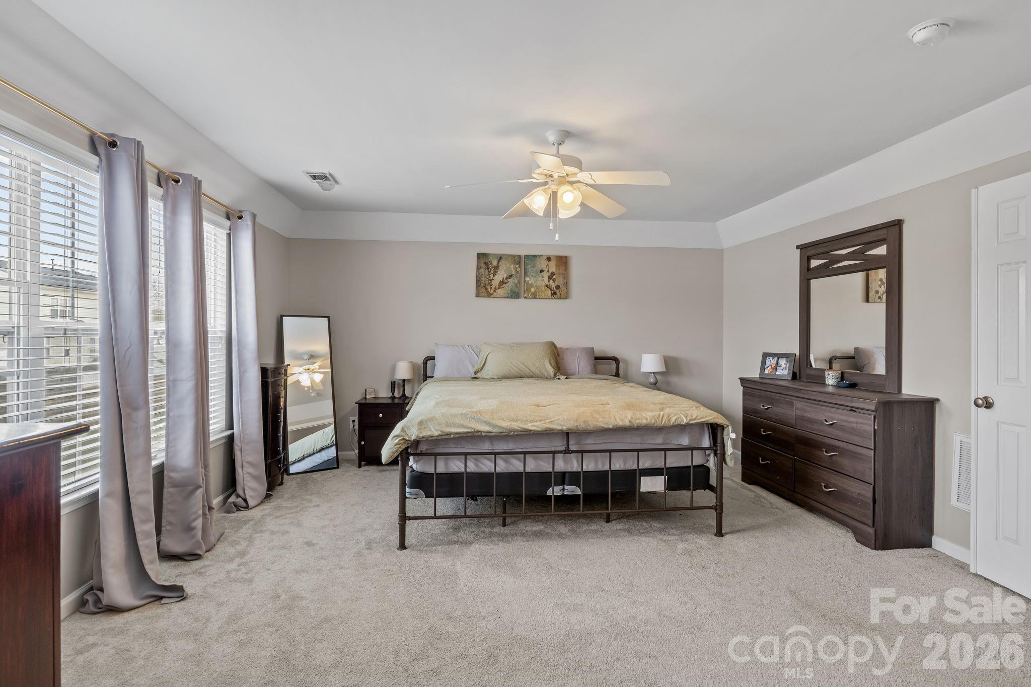 Lincoln Meadows - Residential