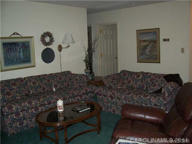 Dogwood Hills - Residential Lease