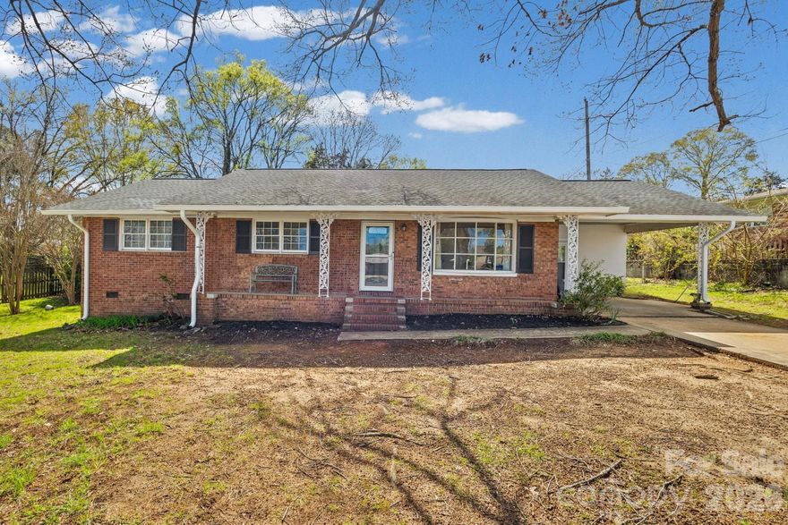 Charming 3BR/2BA full brick ranch with NO HOA in a prime Rock Hill location! Convenient to Interstate 77 for easy commuting to Charlotte. Features hardwood floors in main living areas, spacious covered front porch, fenced backyard, and storage shed. Located near Cherry Road shopping and dining, Cherry Park, and just minutes to downtown Rock Hill. Established neighborhood with strong appeal for first-time buyers, downsizers, or investors. Schedule a showing today!