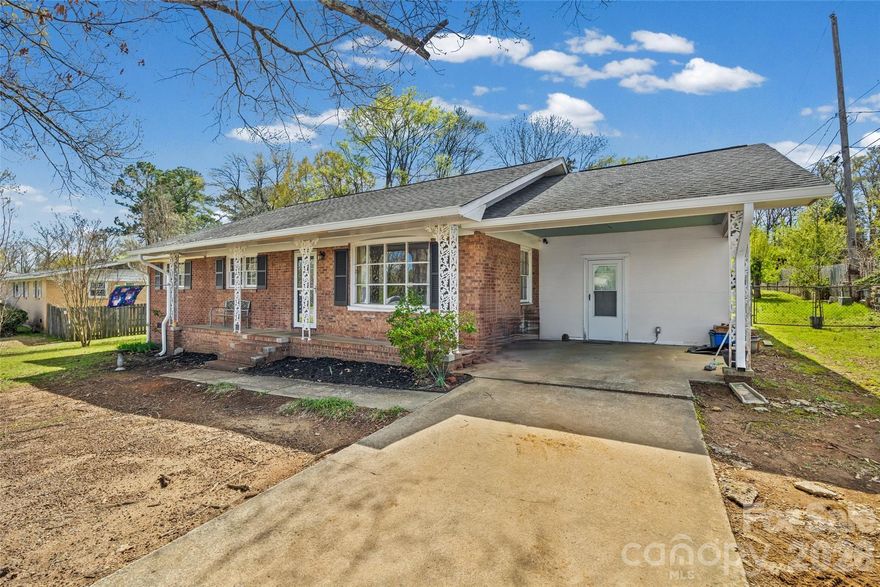 Charming 3BR/2BA full brick ranch with NO HOA in a prime Rock Hill location! Convenient to Interstate 77 for easy commuting to Charlotte. Features hardwood floors in main living areas, spacious covered front porch, fenced backyard, and storage shed. Located near Cherry Road shopping and dining, Cherry Park, and just minutes to downtown Rock Hill. Established neighborhood with strong appeal for first-time buyers, downsizers, or investors. Schedule a showing today!