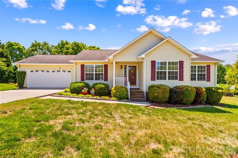 125 Fawnwood Drive Statesville NC 28625