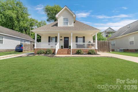 Photo of 500 Katonah Avenue, Charlotte, NC 28208 (MLS # 4394042)