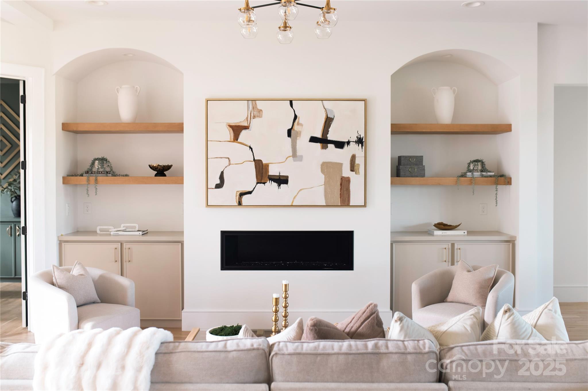 4041 Hiddenbrook Drive