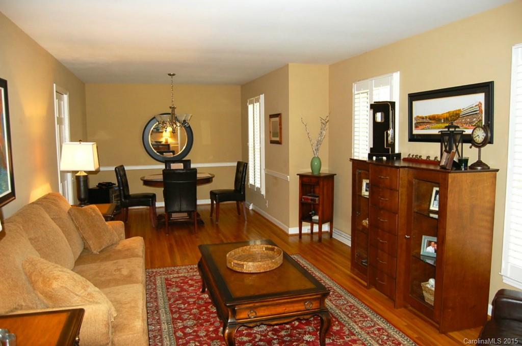 Beverly Woods East - Residential