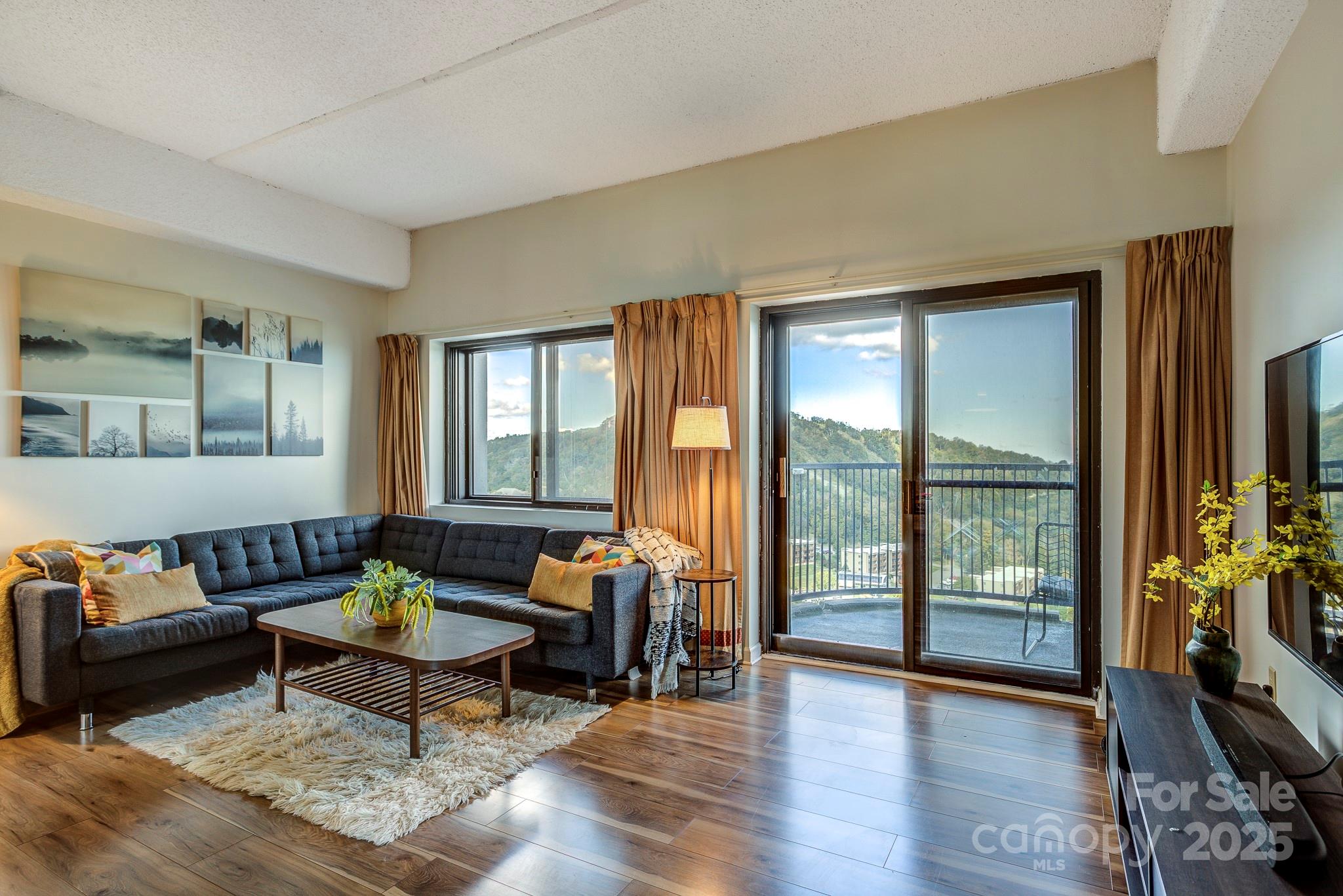 303 Sugar Top Drive 2313