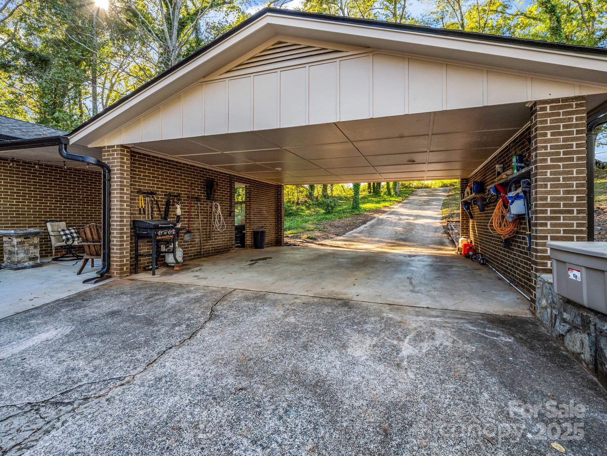 1920 S Lafayette Street