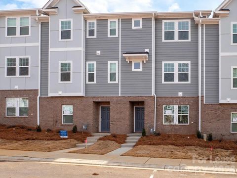 Photo of 3535 Auburn Curb Road, Charlotte, NC 28217 (MLS # 4399784)