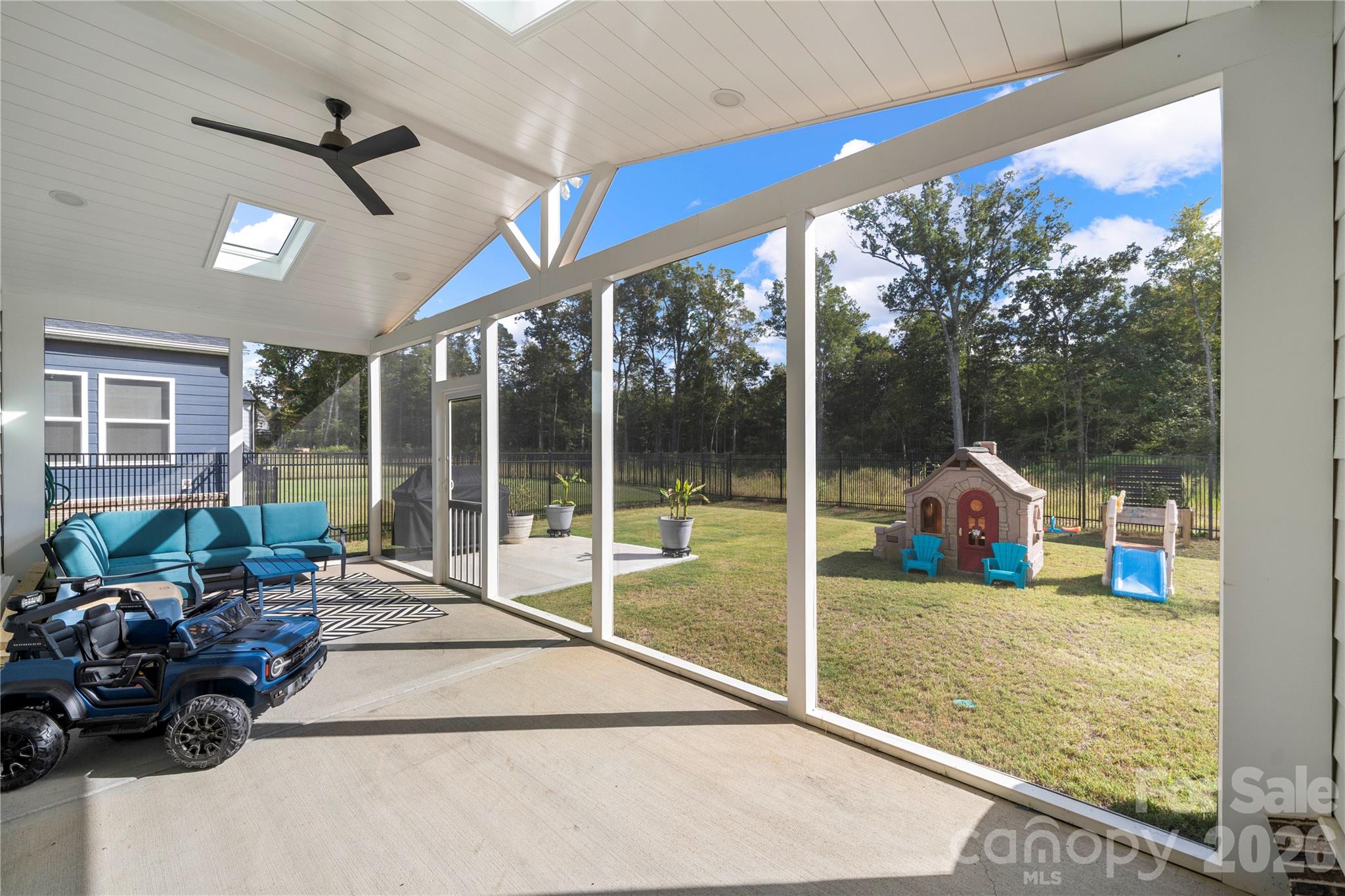 3838 Pee Dee Street