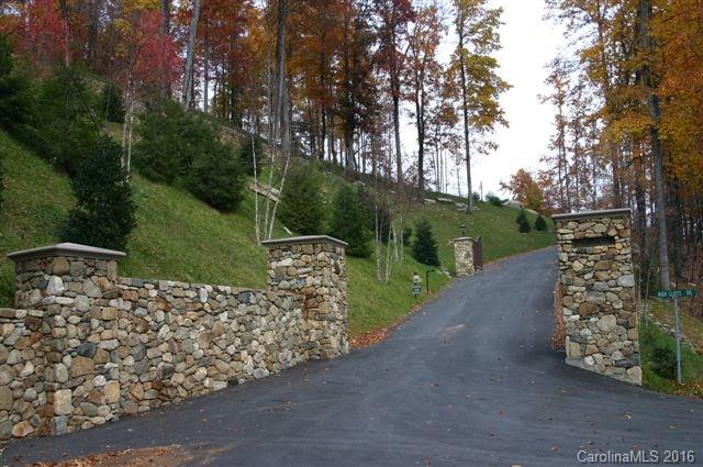 High Cliffs at Round Mountain - Land