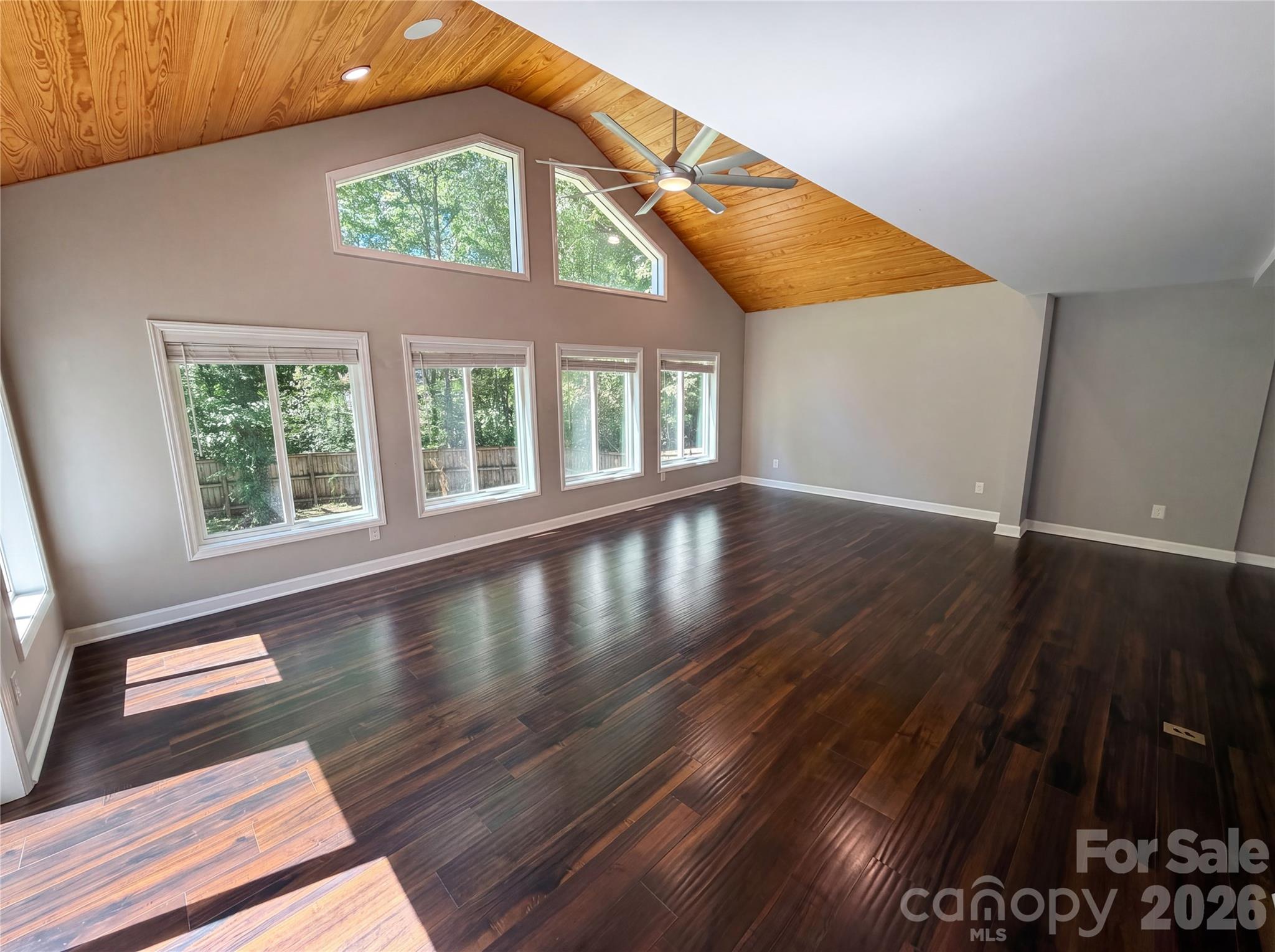 Commonwealth Park - Residential