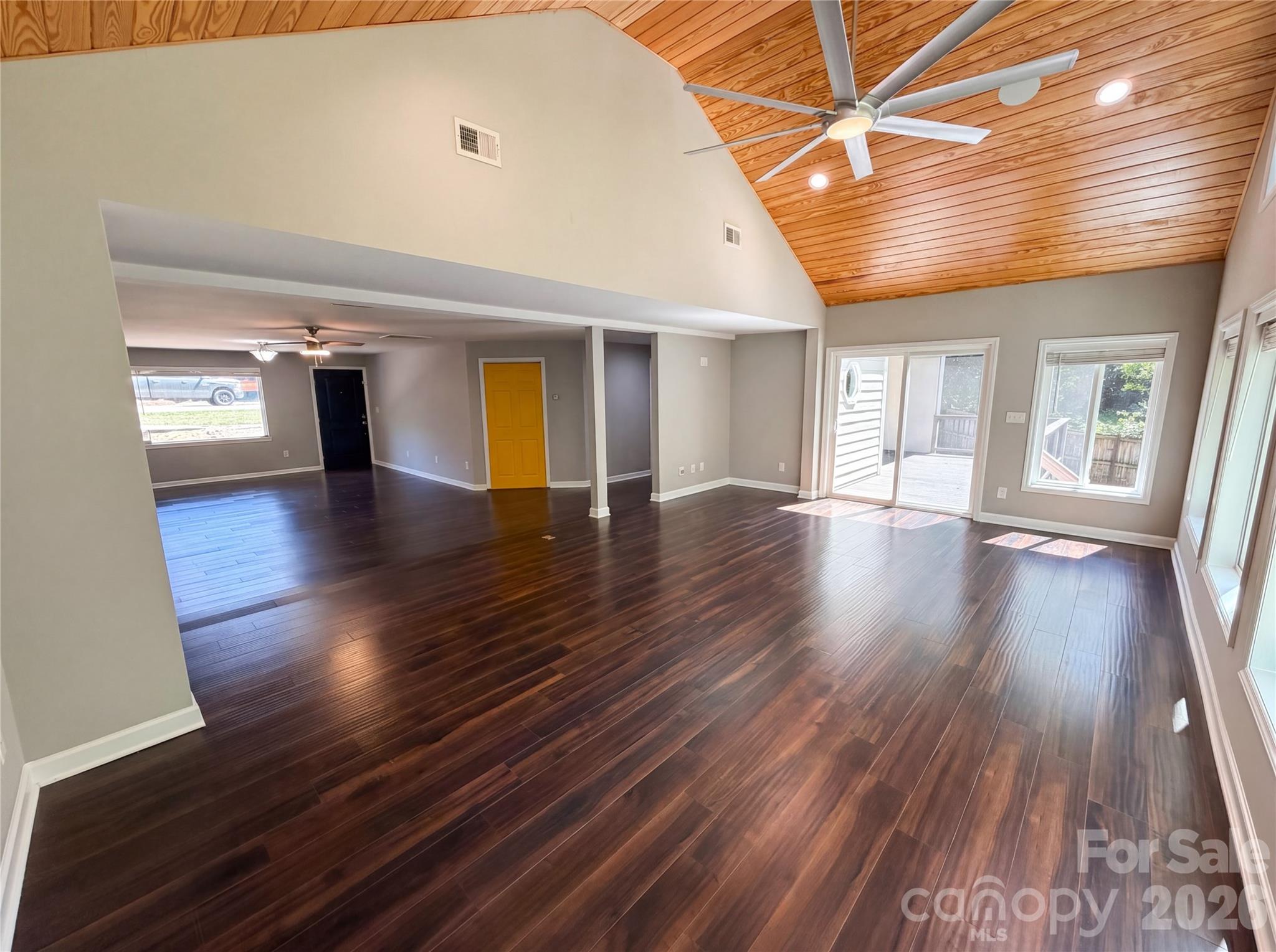 Commonwealth Park - Residential