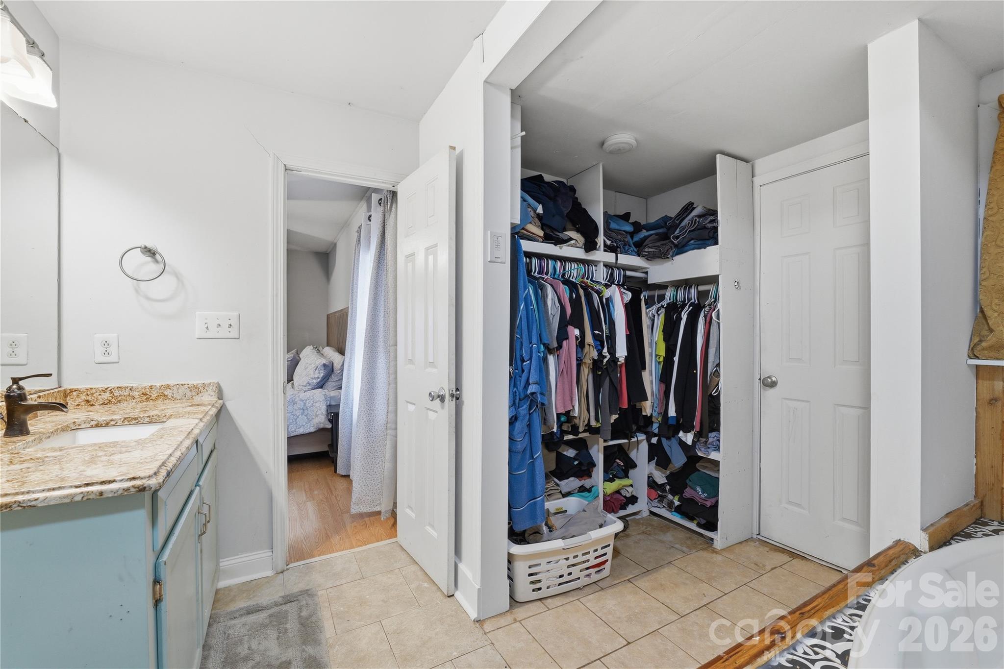 Hillcrest - Residential