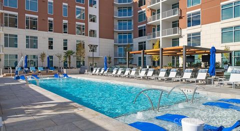 4425 Sharon Road PH2 Charlotte NC 28211