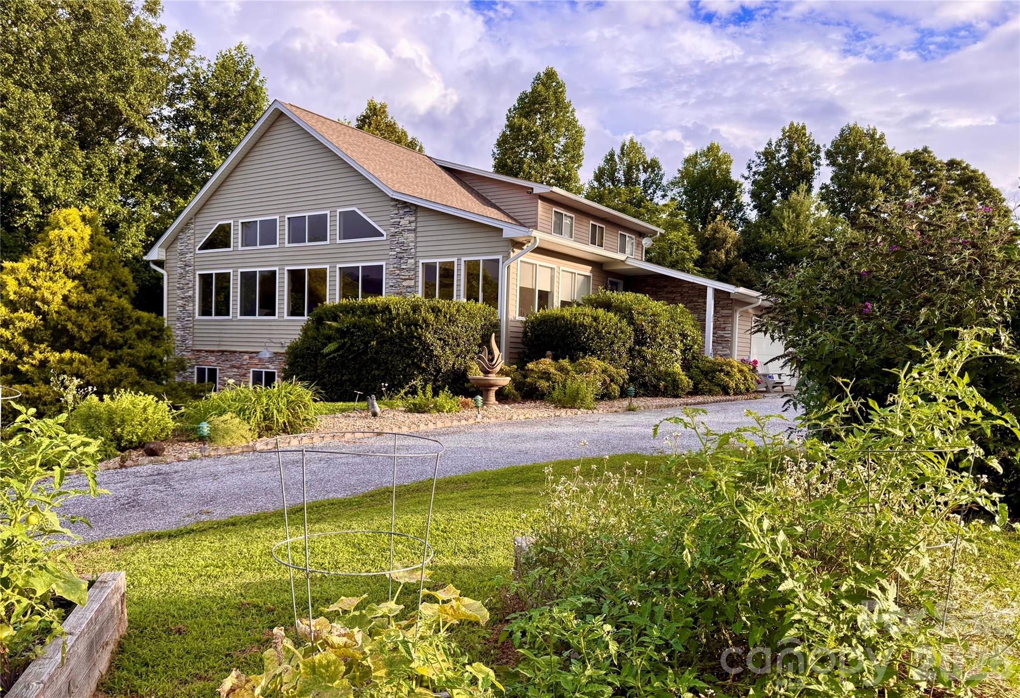 150 Hobby Horse Lane
