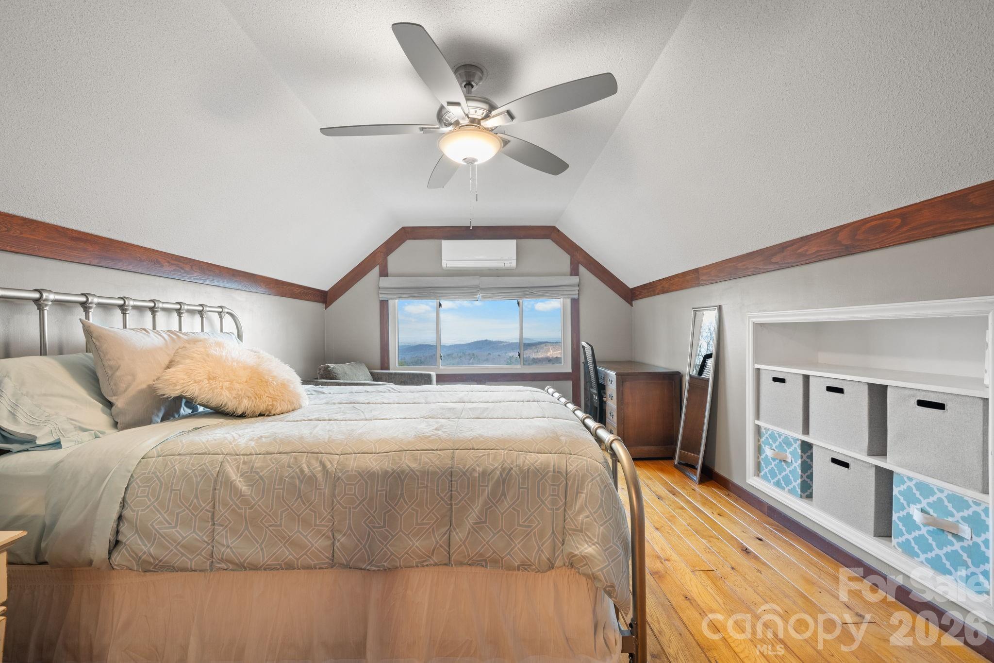 Pine Mountain Lakes - Residential