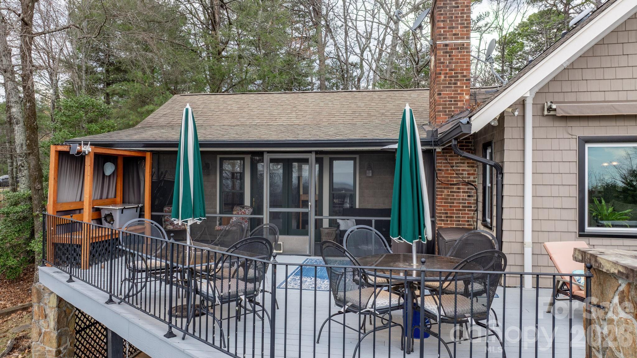 Pine Mountain Lakes - Residential