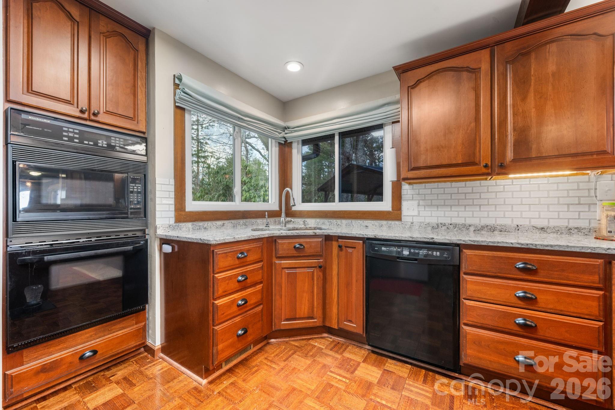 Pine Mountain Lakes - Residential