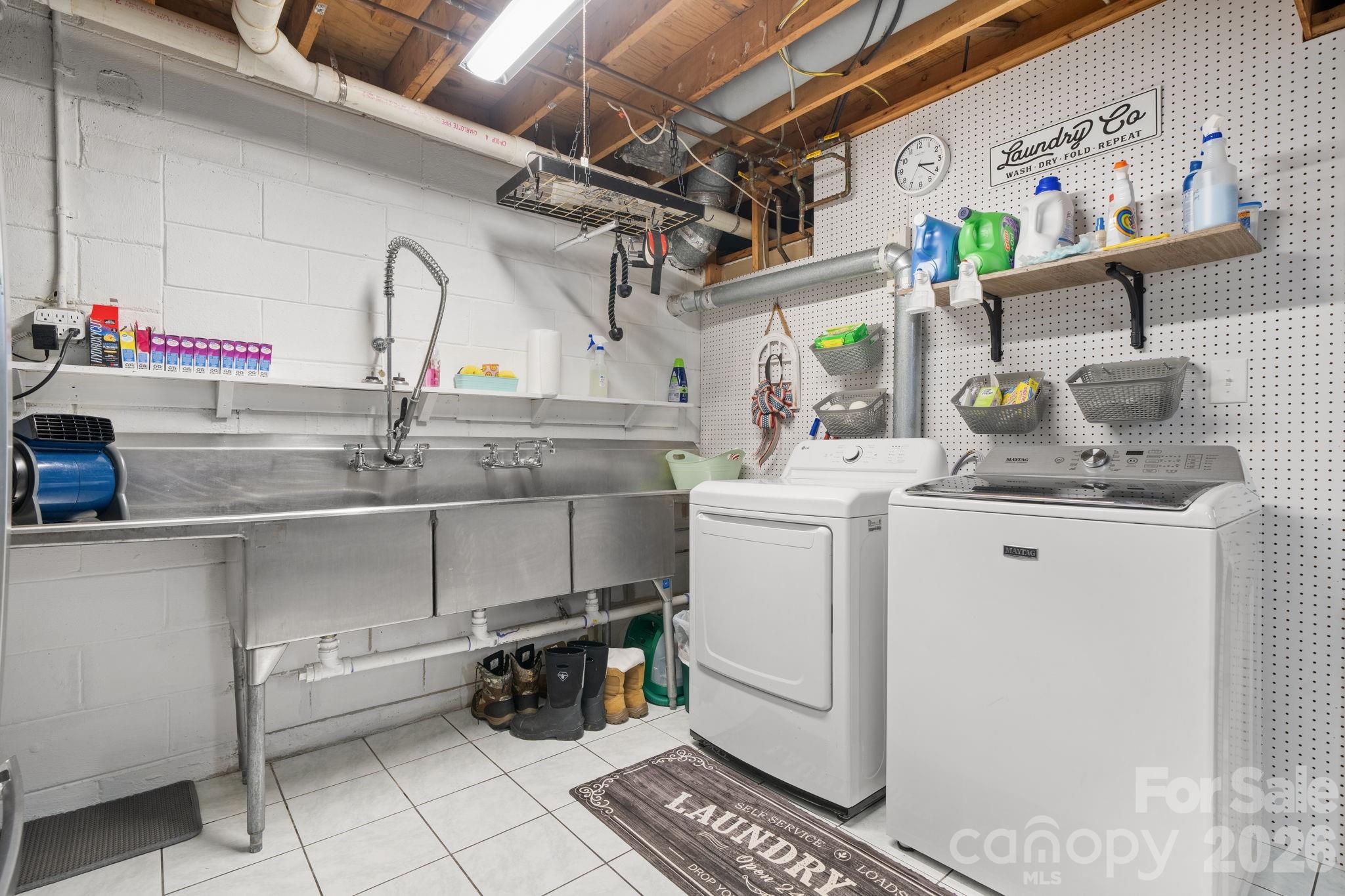 Pine Mountain Lakes - Residential