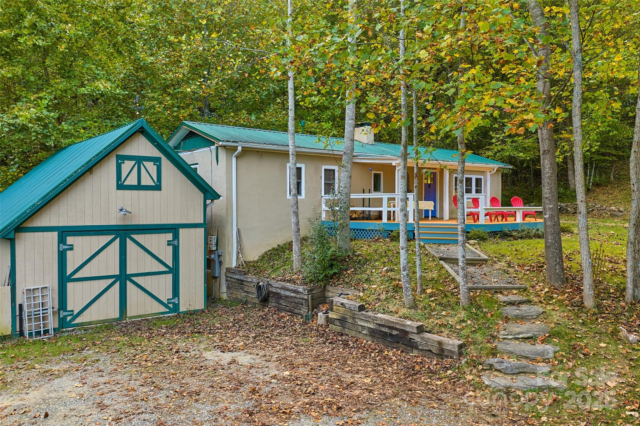 1087 N Turkey Creek Road