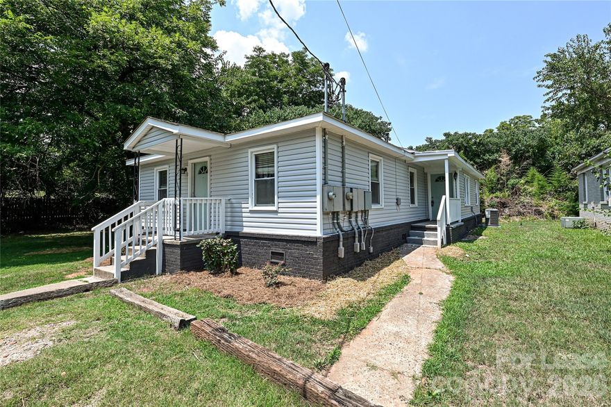 3429-2 Tappan Place, Charlotte NC 28205
MOVE-IN SPECIAL- Move in this month and enjoy $200 off for 1st three months and then back to the original rate of $1275 for the remainder of the lease*

Welcome to this beautifully updated duplex unit located in the heart of NoDa, just minutes from Uptown Charlotte.

This Beautiful 2-bedroom, 1 bath Duplex in Noda Features: 

* Spacious Living Room 
* Updated Light Fixtures 
* Appliances included for your convenience
* Freshly Painted Walls throughout
*LVP Flooring throughout
* Updated Bathroom
* Washer & Dryer Connections 
* Driveway for Personal Parking 
Enjoy hassle-free living with our required Resident Benefits Package ($49.95/month), including insurance, pest control, air filter delivery, utility setup, credit building, and more.

This Awesome Duplex Unit is Located off of Plaza Road and in the Noda Area. Residing in this Property will grant Great Access to Uptown Charlotte, Plaza-Midwood with all being less than a 10 minute drive. 

At This Price and At this Location the Property Will Not Last!