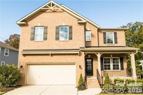 Photo of 1914 Madeira Circle, Waxhaw, NC 28173 (MLS # 4379978)