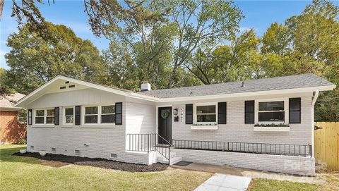 5442 Kinsale Lane Charlotte NC 28215