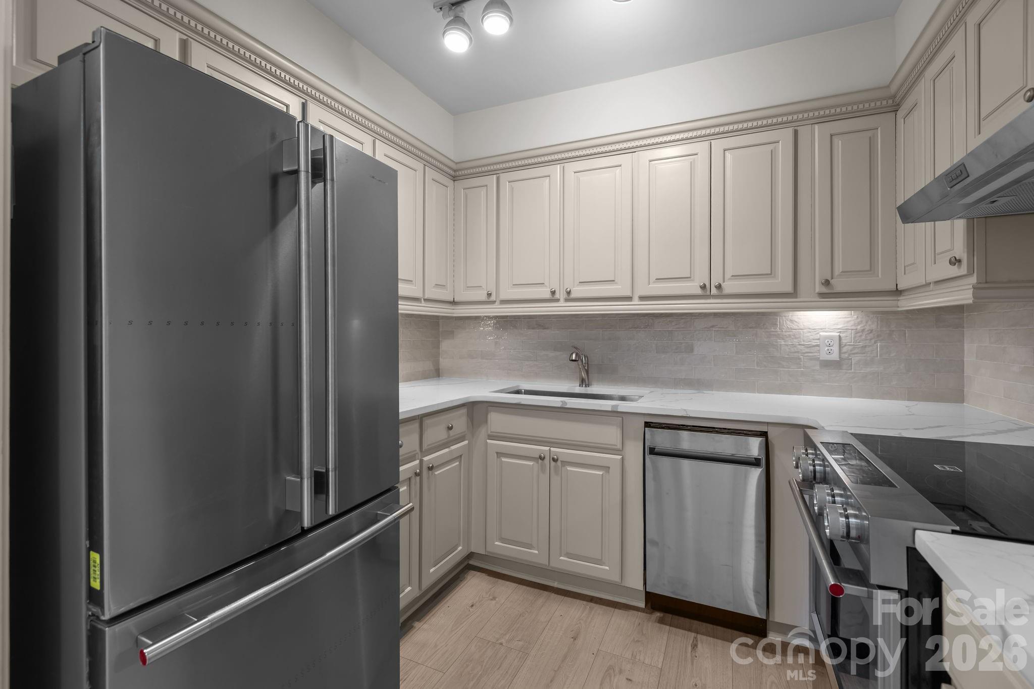 Myers Park - Residential