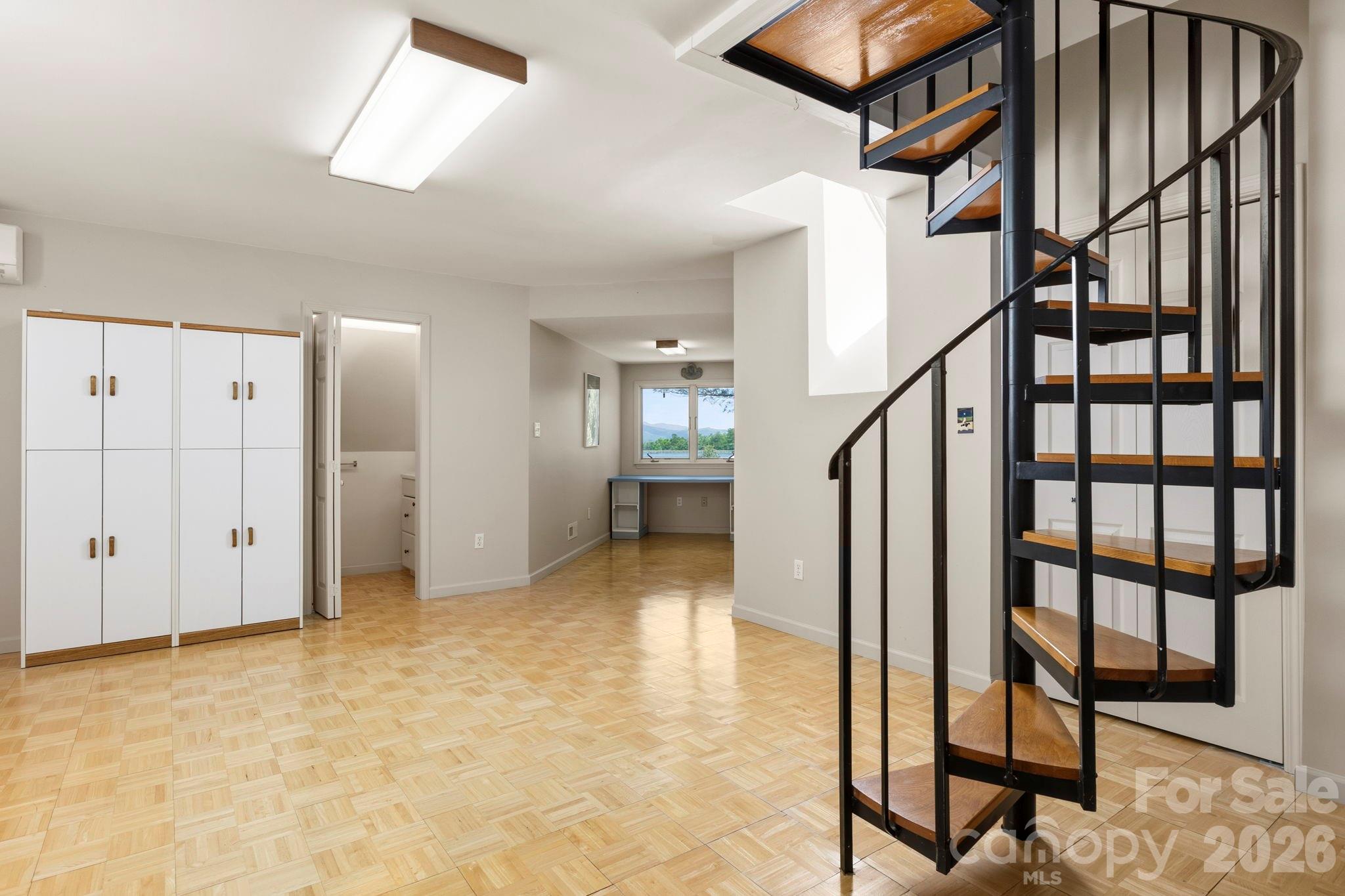 Eagle Lake - Residential