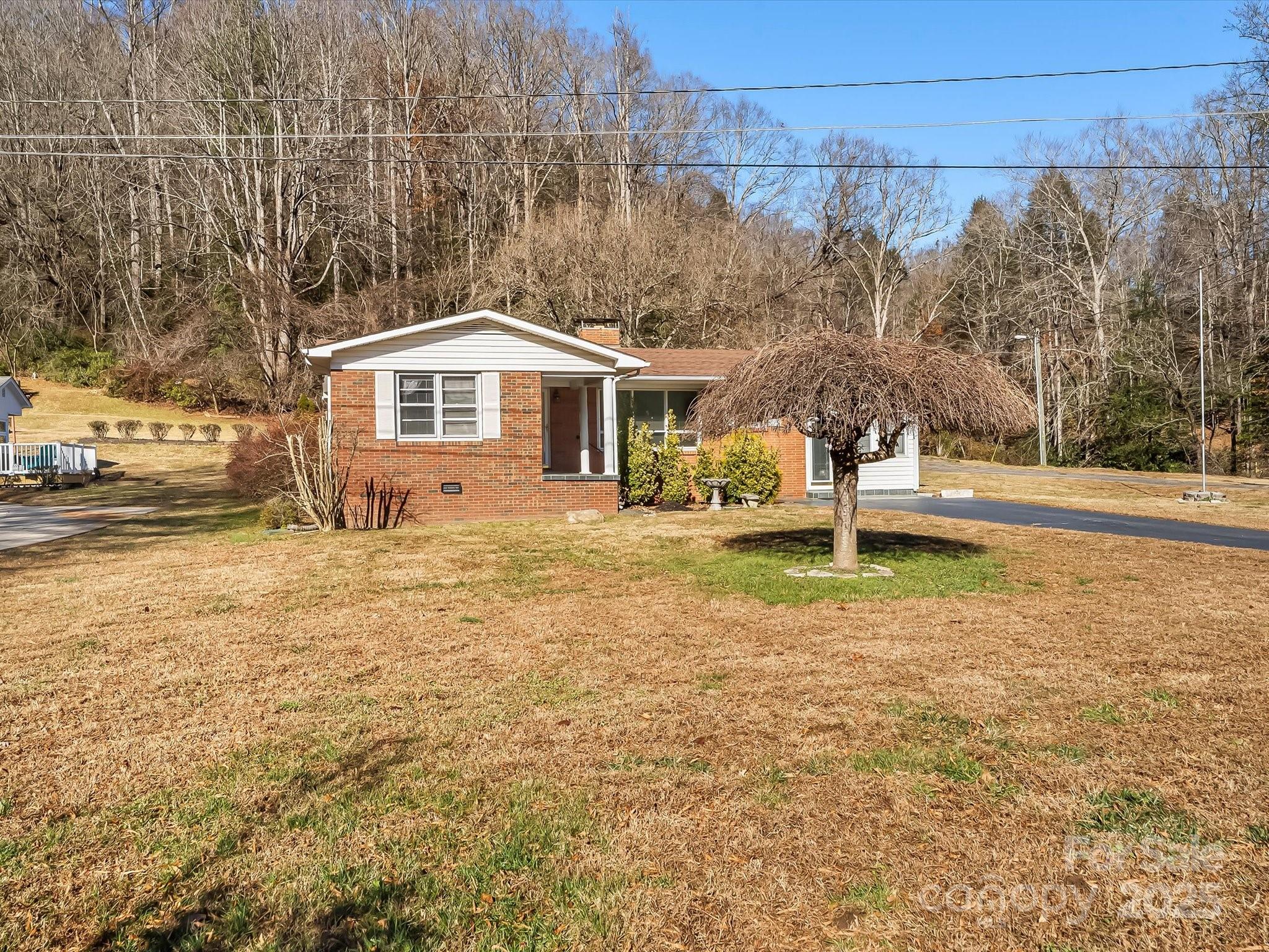 930 W Old Hwy 70 Highway