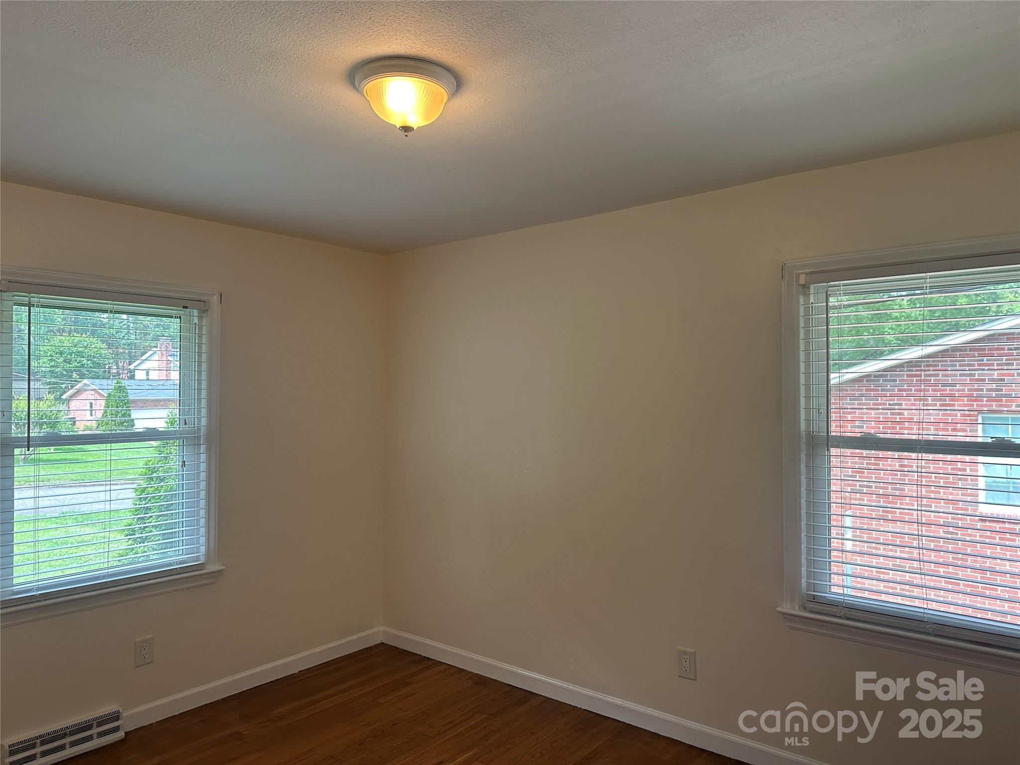 1115 Dumbarton Road
