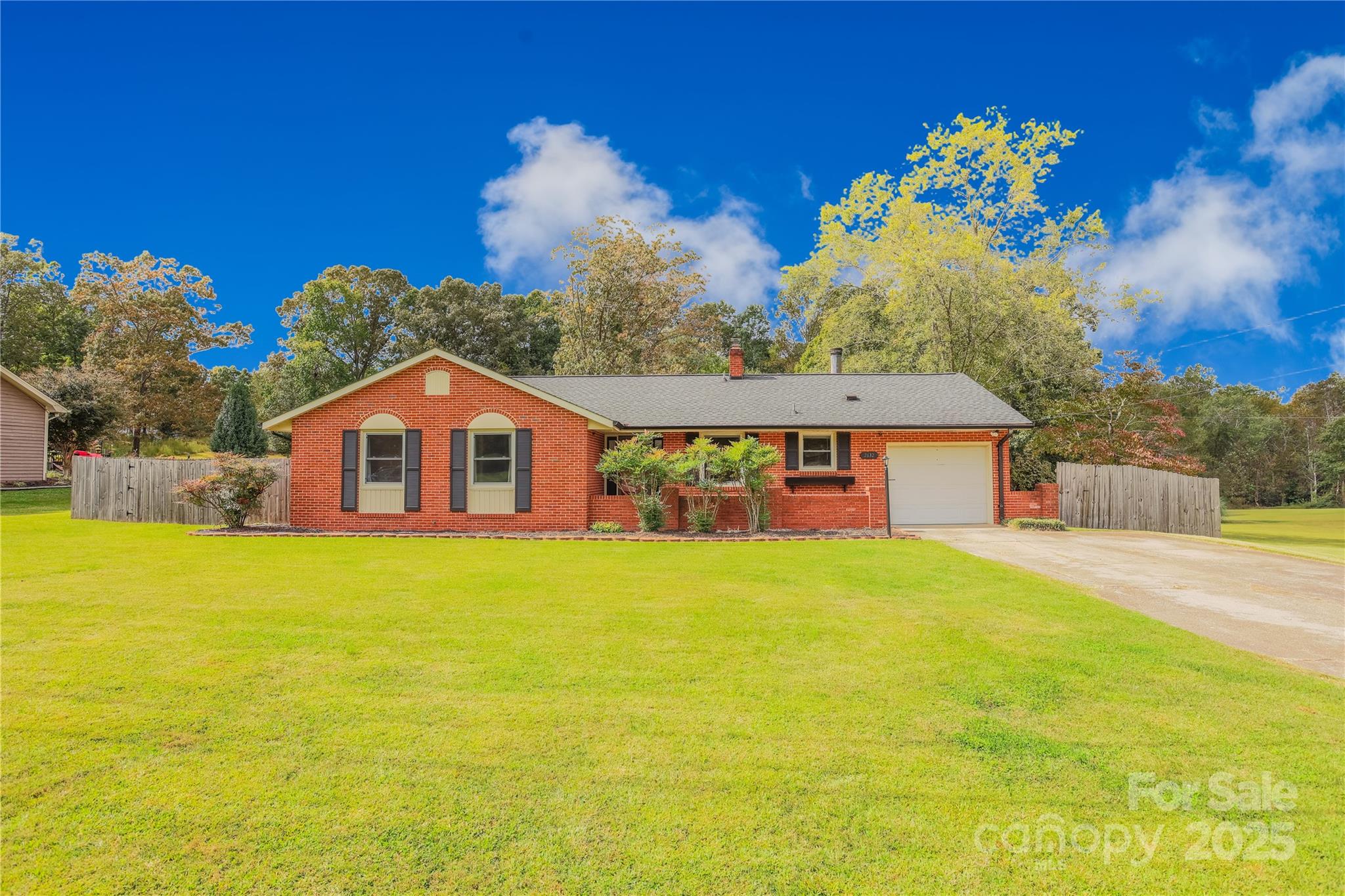 2632 Holly Hills Drive