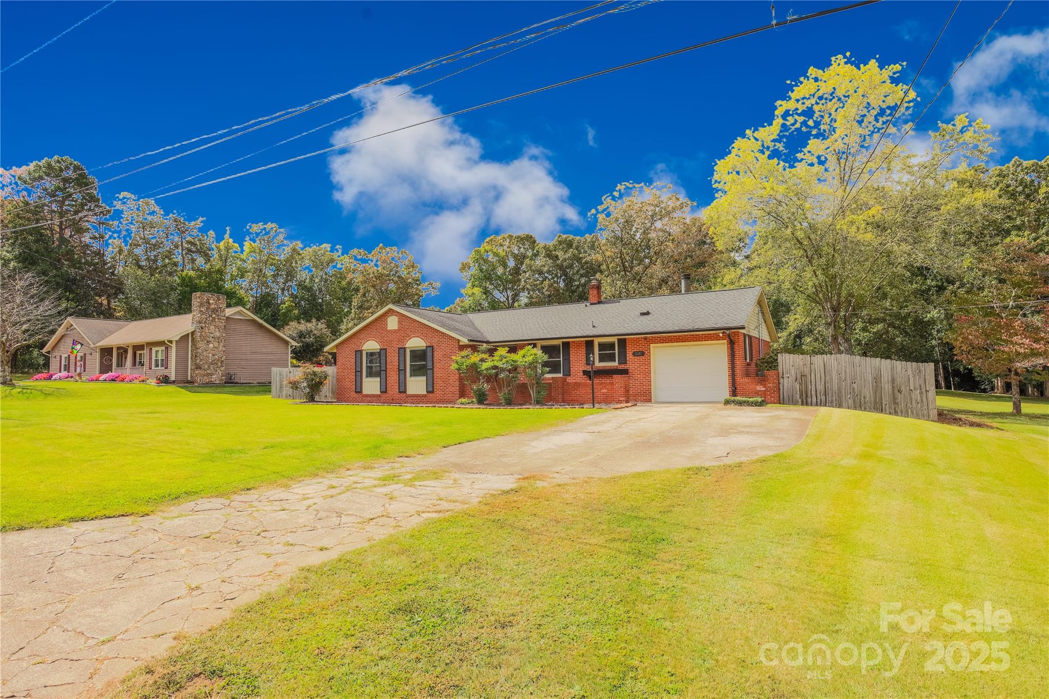 2632 Holly Hills Drive