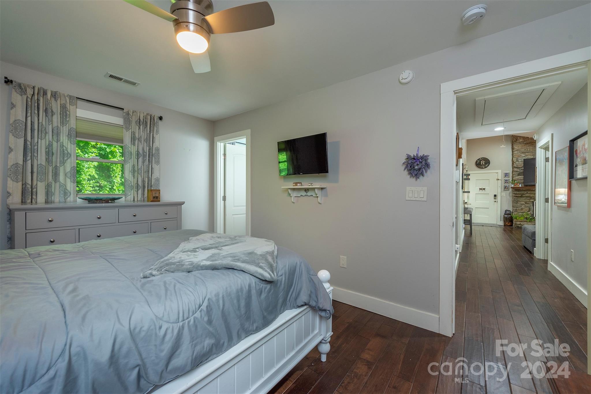 Laurel Ridge - Residential