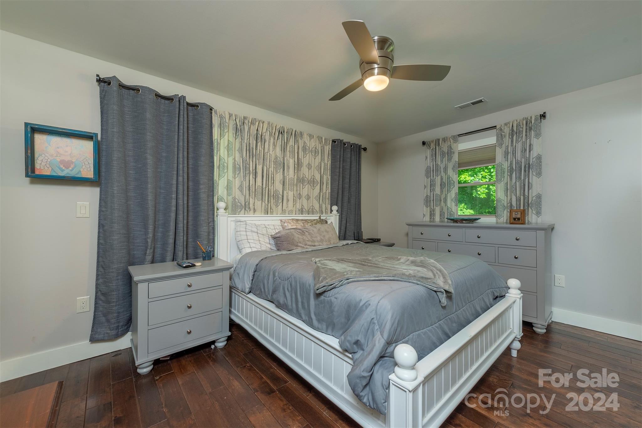 Laurel Ridge - Residential