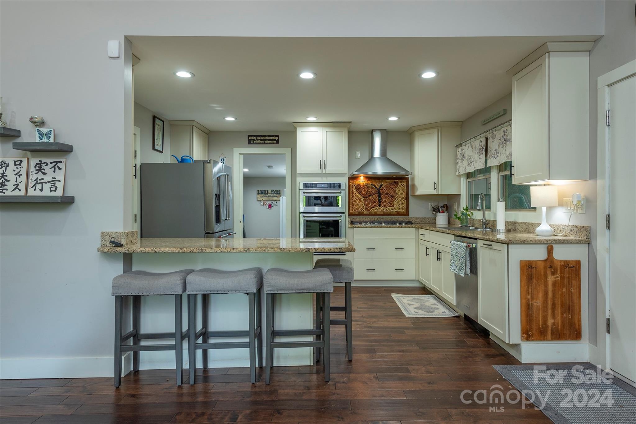 Laurel Ridge - Residential