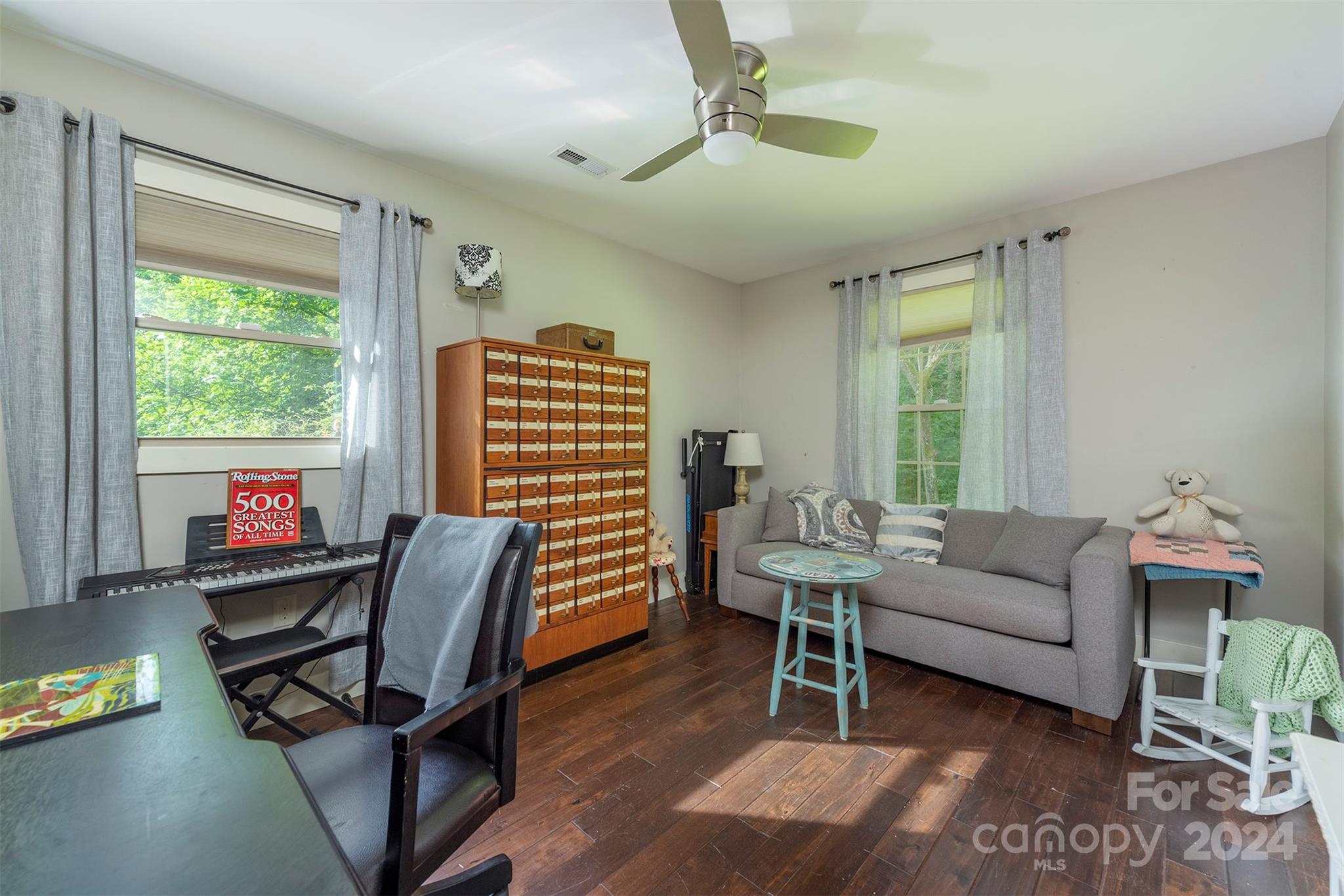 Laurel Ridge - Residential