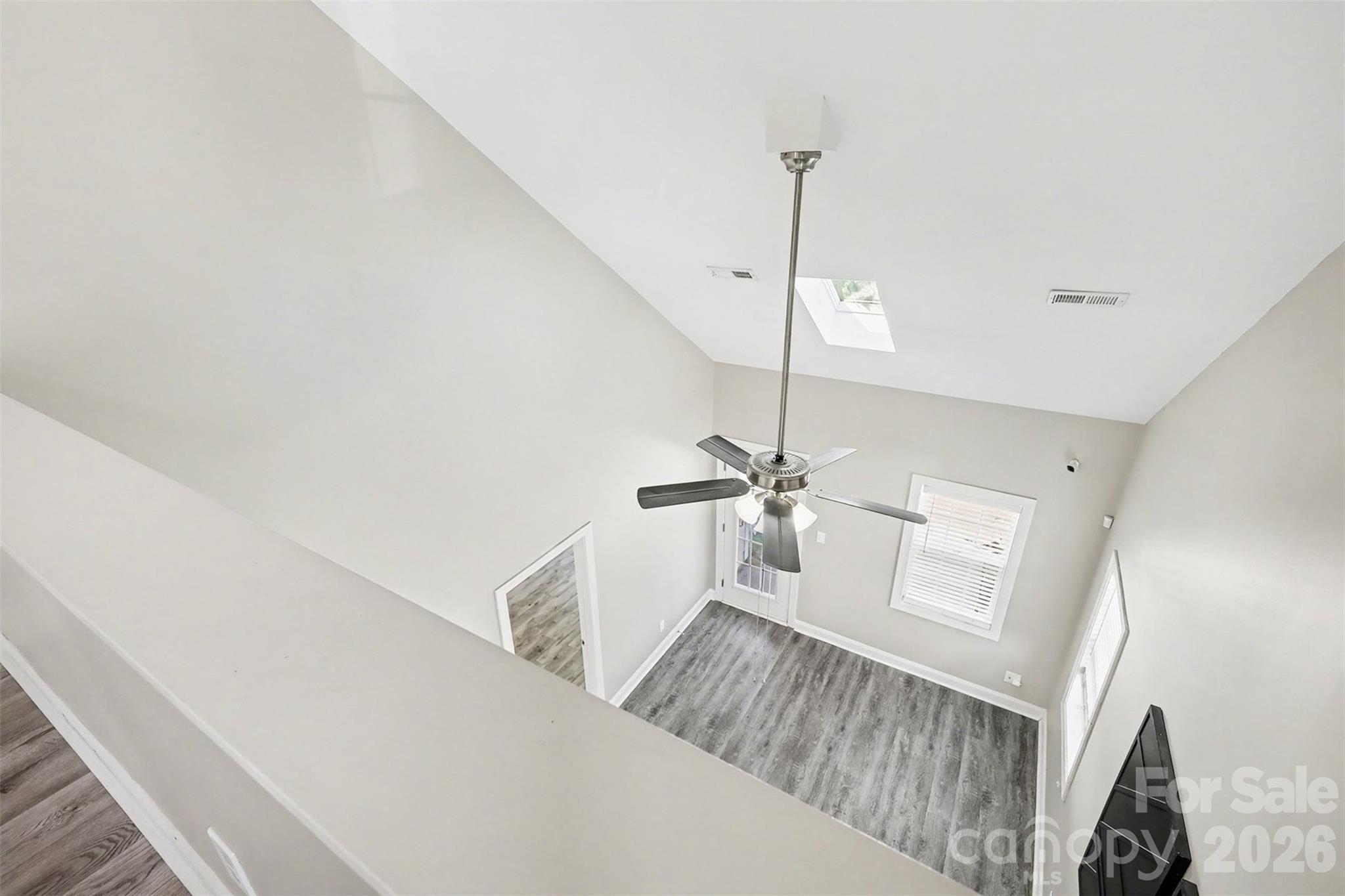 1079 Laurel Lane 6