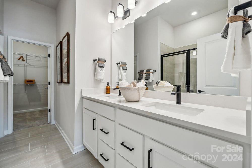 The Ridge at Sugar Creek - Residential