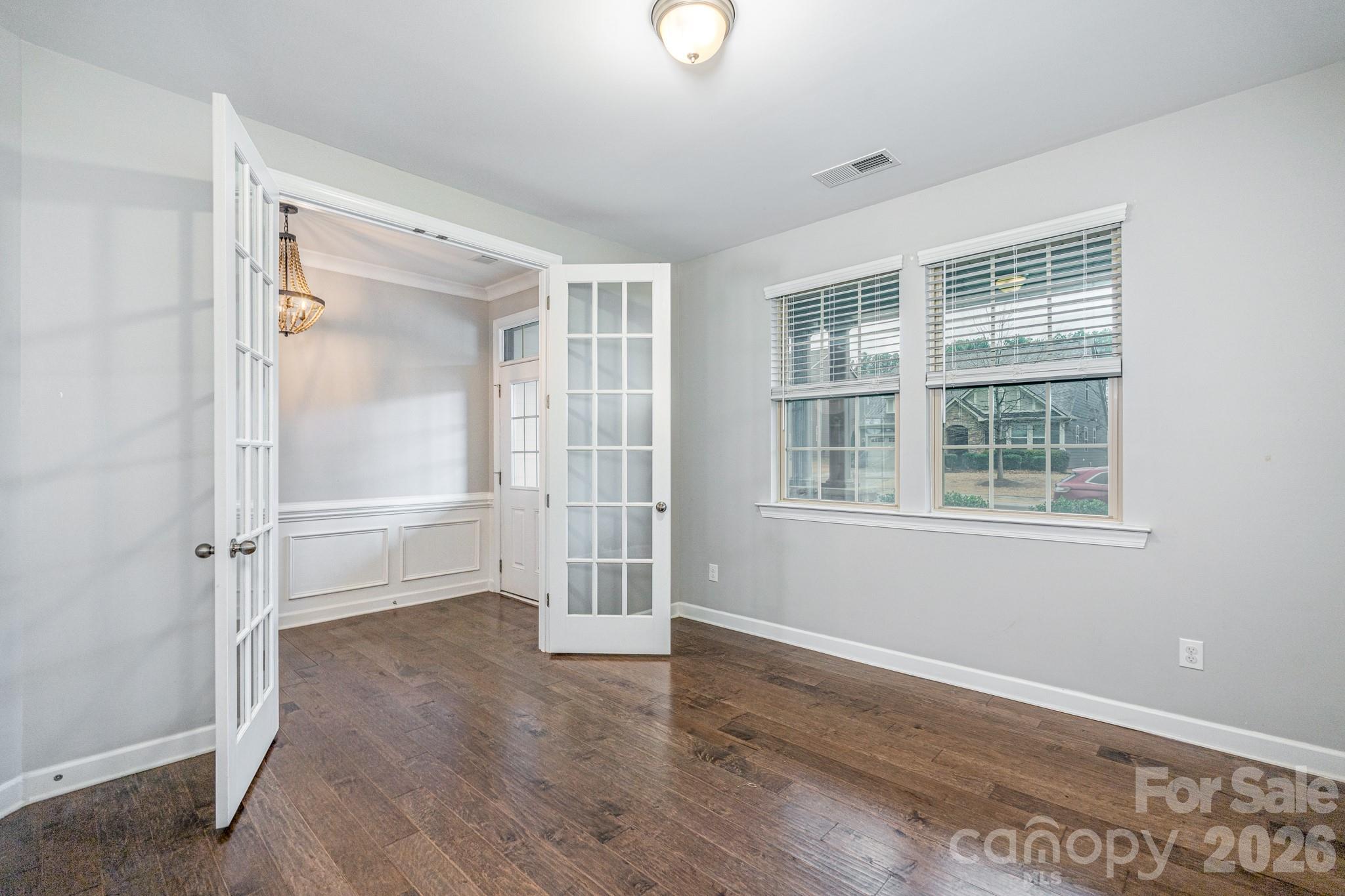 Lake Crest - Residential