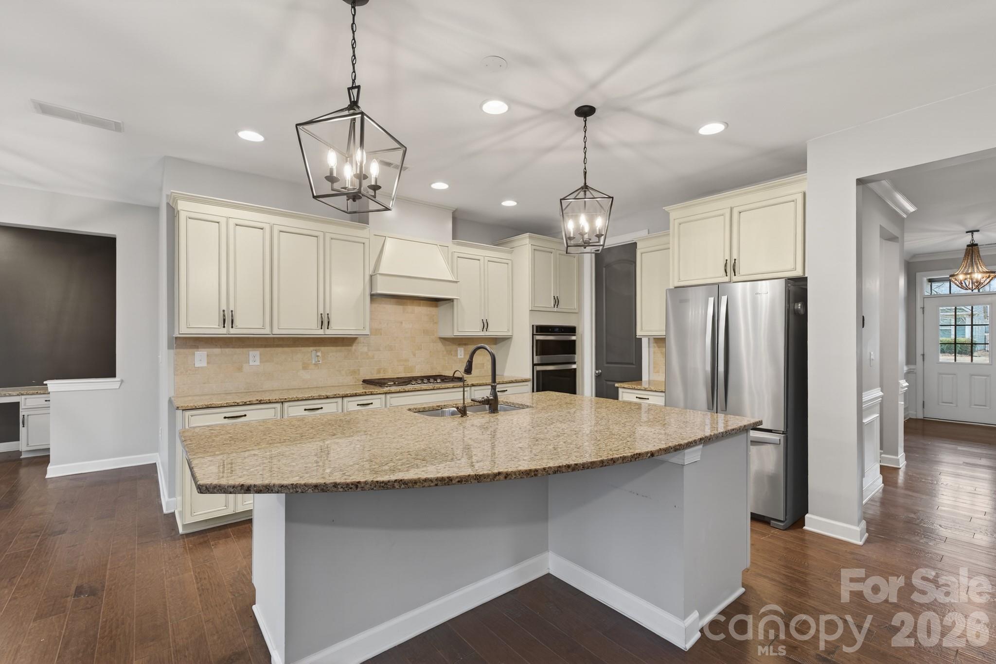 Lake Crest - Residential