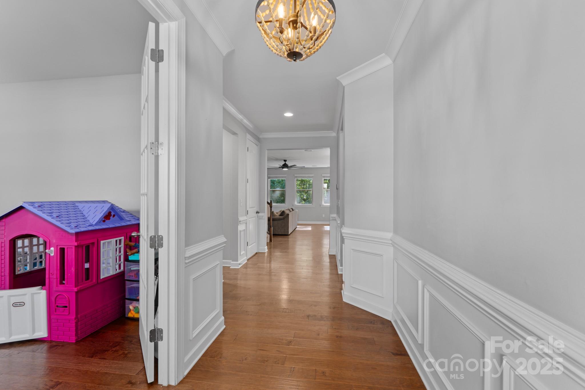 4946 Norman Park Place