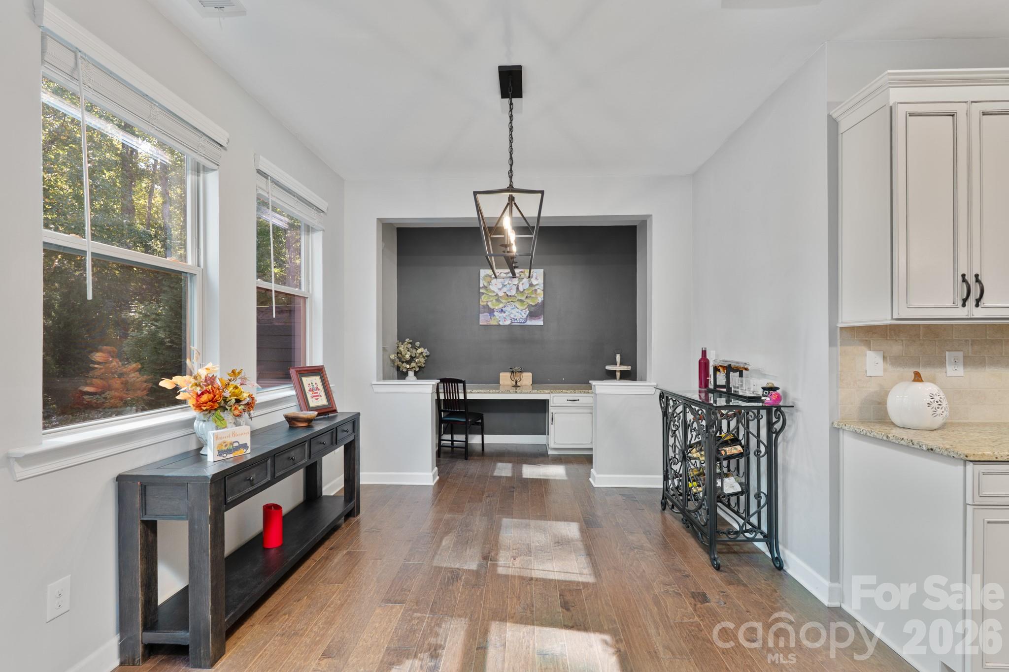 Lake Crest - Residential