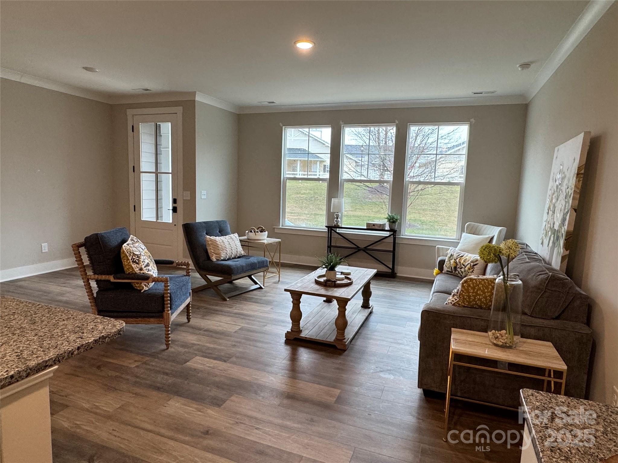 143 Carriage Club Drive 102