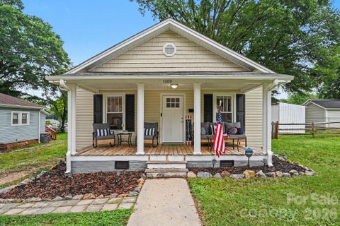 Photo of 1000 Craven Avenue, Kannapolis, NC 28083 (MLS # 4407835)