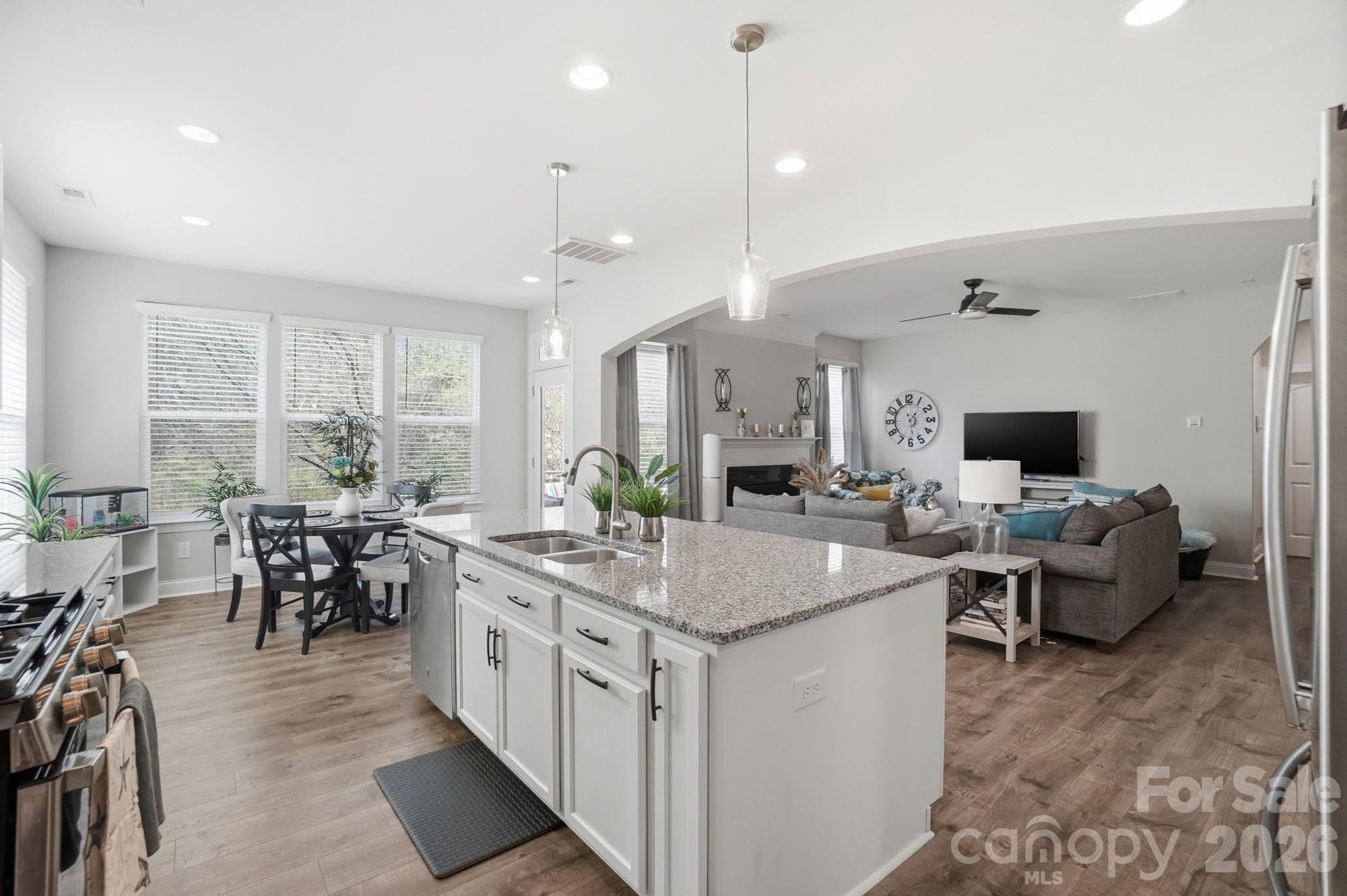 Woodlands Creek - Residential