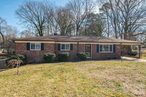 1966 13th Street NE Hickory NC 28601